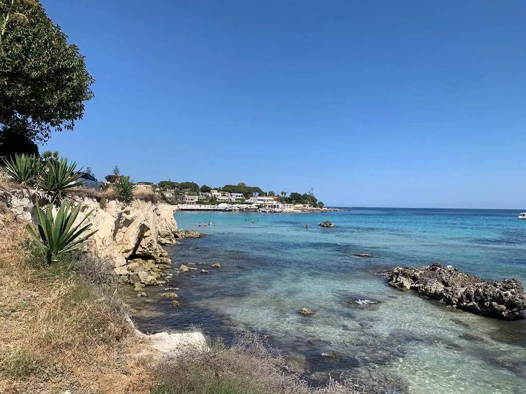 Villa Ale Fontane Bianche Holiday home